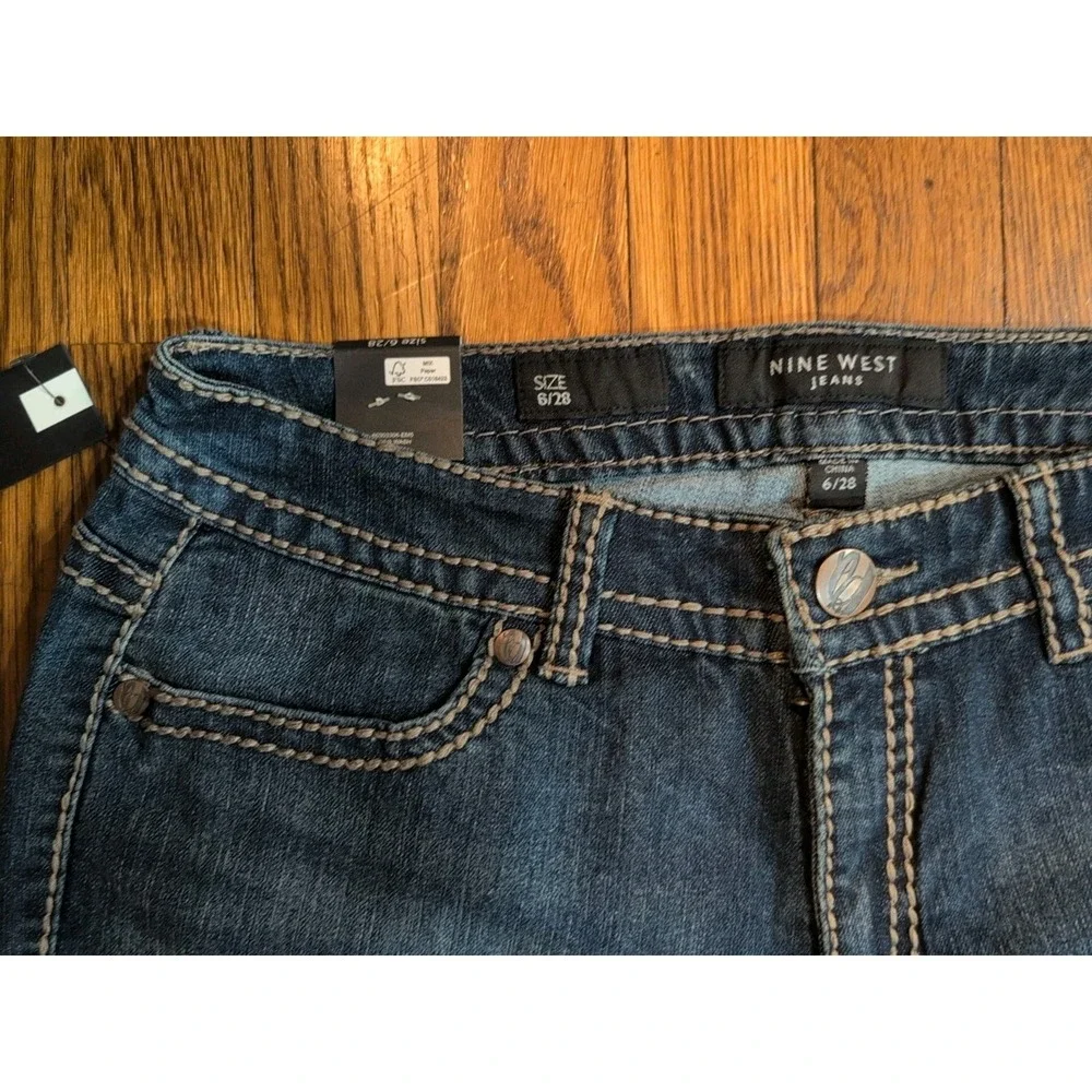 NWT Nine West Mid Rise Cuffed Capri Cropped Blue Denim Jeans Sz 6 / 28 Dark Wash